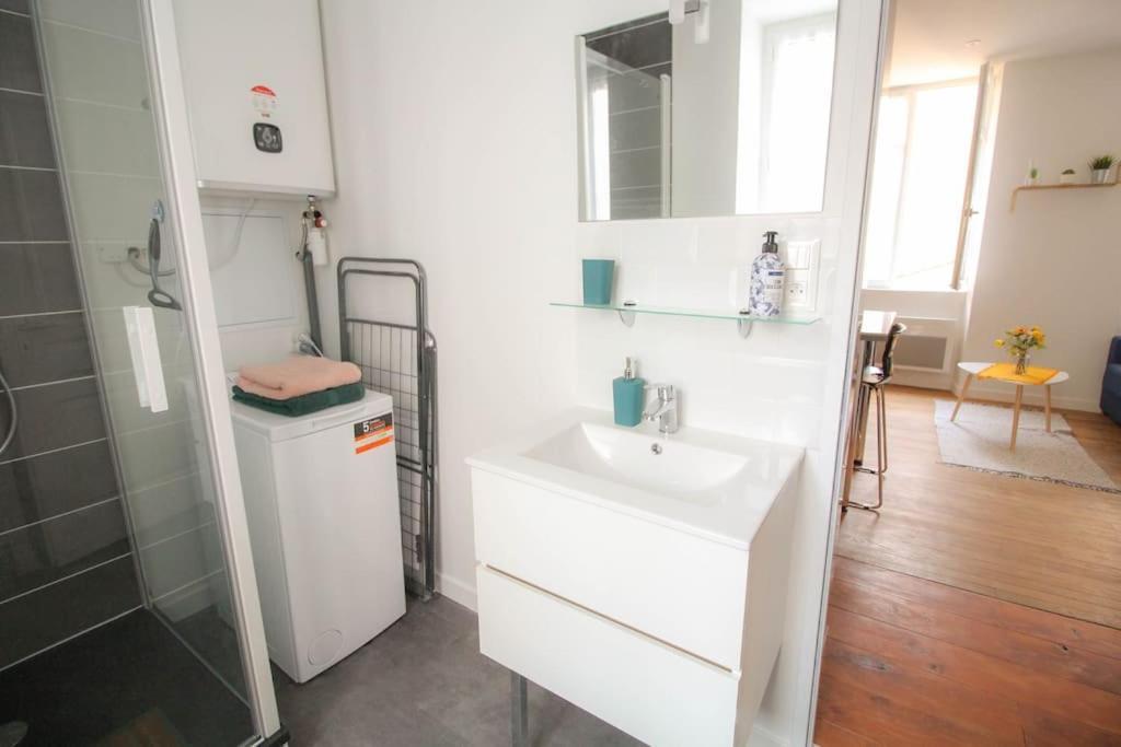 Le Pastel - Grand Studio Renove Angoulême Extérieur photo